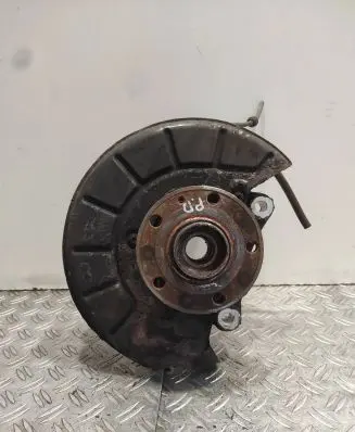 Volkswagen PASSAT CC Front wheel hub