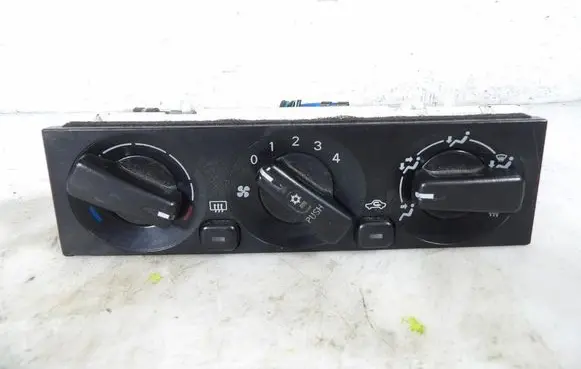 Mitsubishi Pajero Pinin Climate control unit MR398699
