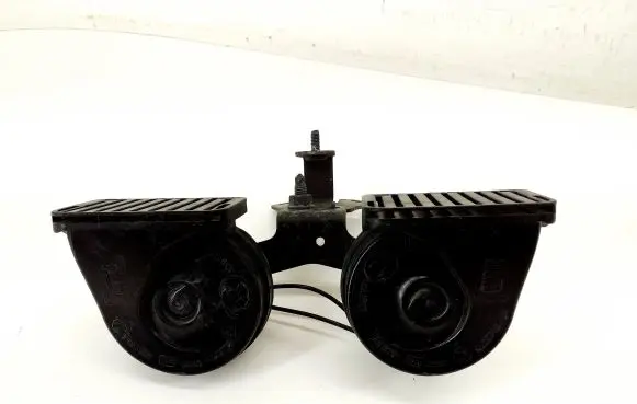 Jaguar XF X250 Horn signal CX2313A803AB