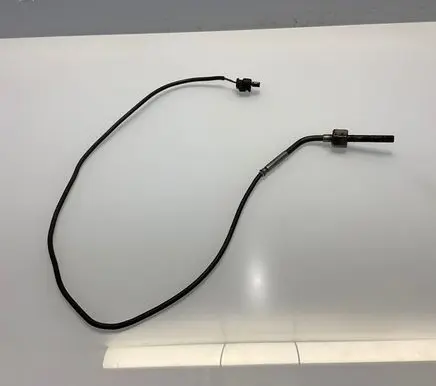 Mercedes-Benz E W211 Exhaust gas temperature sensor A0051534528 0051534528