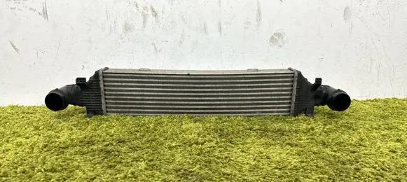 Mercedes-Benz C W204 Intercooler radiator 2045000200 A2045000200