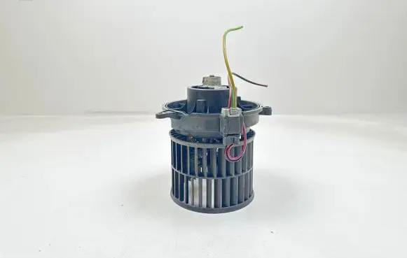 Ford Fusion Heater fan/blower 1736005402