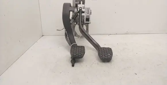 BMW 3 E90 E91 Pedal assembly 42322403