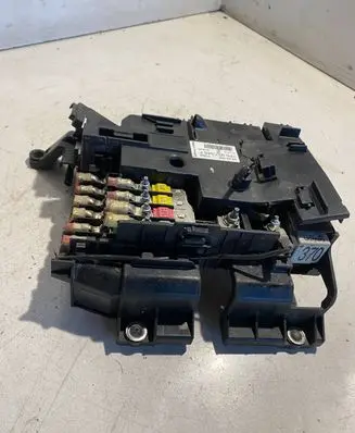 Volkswagen Touareg II Fuse module 7P0937548F 011214