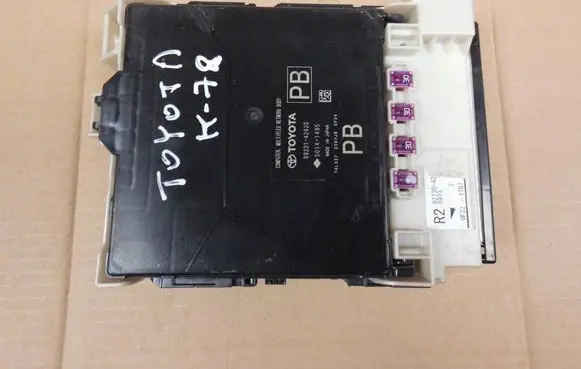 Toyota RAV 4 (XA50) Other control units/modules 8922142420 8273042890B 8273042890