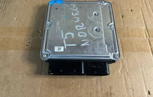 Volkswagen Transporter - Caravelle T5 Engine control unit/module 070906016EC 0281014893