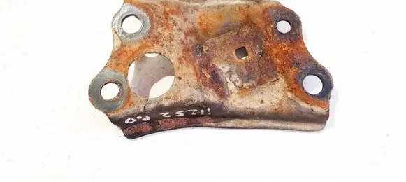Toyota RAV 4 (XA30) Bracket in trunk/boot 