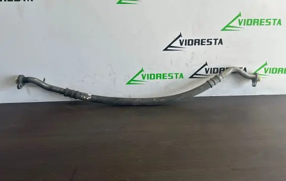 Volvo V60 Air conditioning (A/C) pipe/hose 31332152