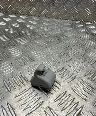 Sun visor clip/hook/bracket