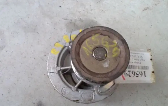 Opel Astra G Water pump
