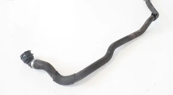 BMW 4 F32 F33 Engine coolant pipe/hose 9243891