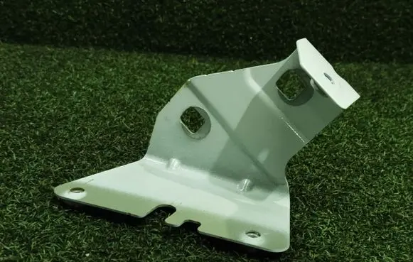 Nissan NV300 Fender mounting bracket 52045R