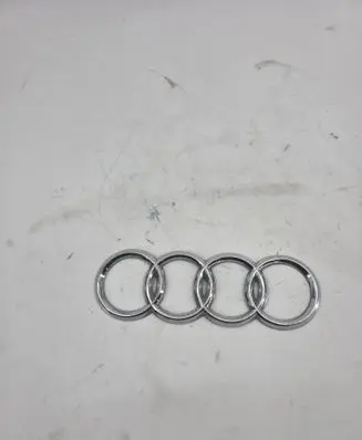 Audi A8 S8 D2 4D Manufacturers badge/model letters 