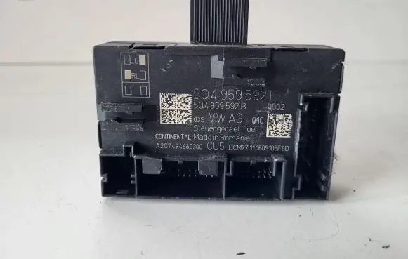 Skoda Superb B8 (3V) Door control unit/module 5Q4959592E