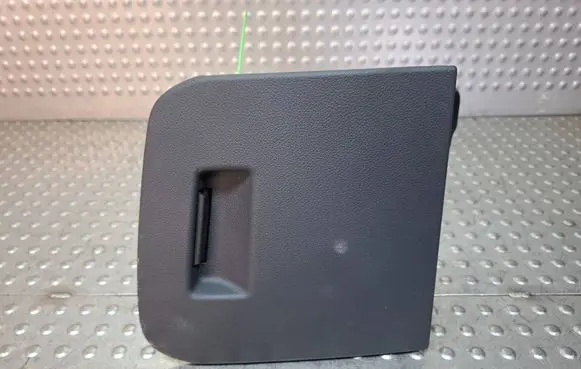 BMW 3 G20 G21 Glove box S18031033 6805524