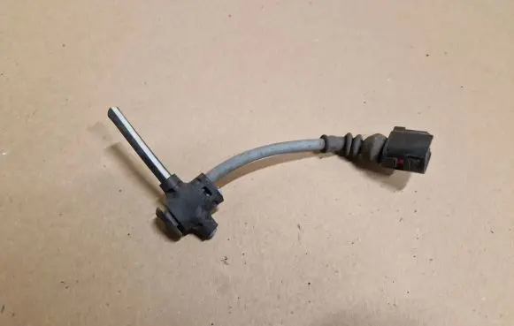 Audi A3 S3 8V Front ABS sensor wiring 6E0973702