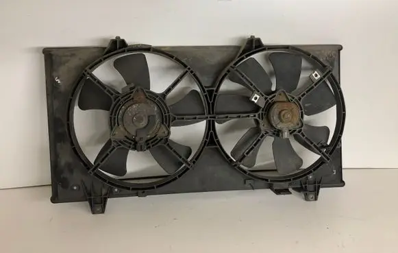 Mazda 6 Radiator cooling fan shroud