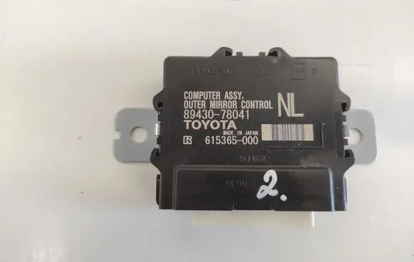 Lexus NX Wing mirror control module 8943078041 615365000