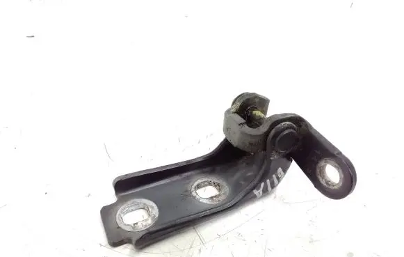 Cadillac CTS Front door lower hinge A048445