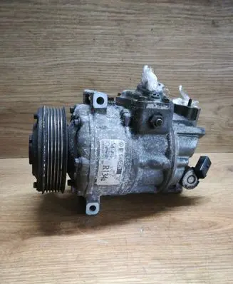 Volkswagen Jetta V Air conditioning (A/C) compressor (pump) 1K0820803Q 01036511570