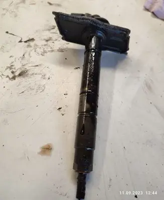 Audi Q7 4L Fuel injector
