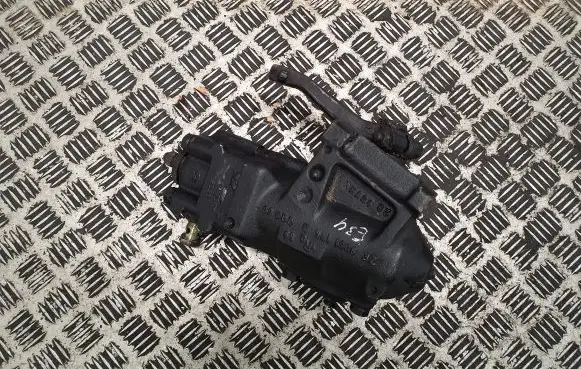 BMW 5 E34 Steering rack 1135630 32131135630