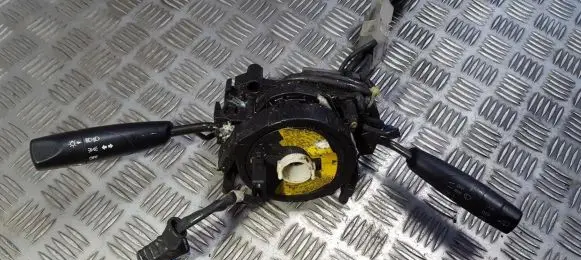 Mazda 323 Wiper turn signal indicator stalk/switch 175626