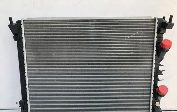 Maserati Levante Coolant radiator 670030844 16478746