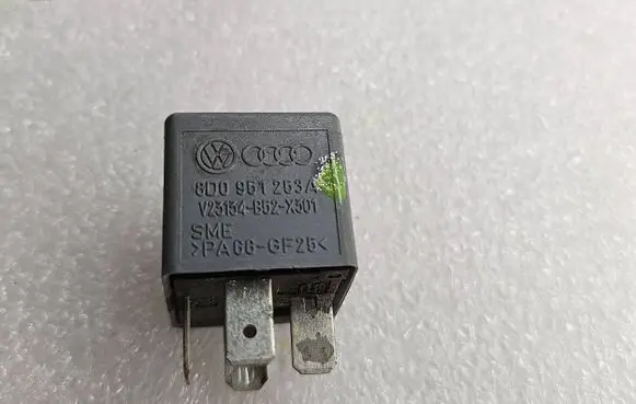 Audi A4 S4 B6 8E 8H Other relay 8D0951253A V23134B52X301