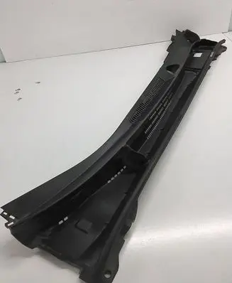 Suzuki Swace Wiper trim 5578302290