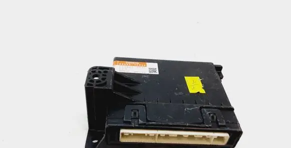 Lexus CT 200H Other control units/modules 8865076330