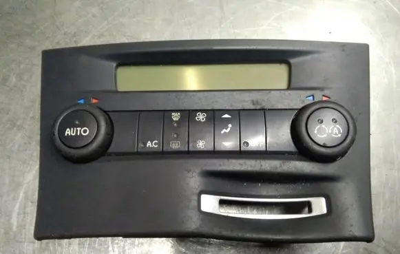 Renault Laguna II Climate control unit 8200487008 5241336201