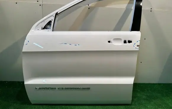 Jeep Grand Cherokee Front door