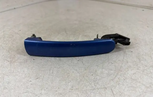 Volkswagen Golf IV Front door exterior handle 3B0837207