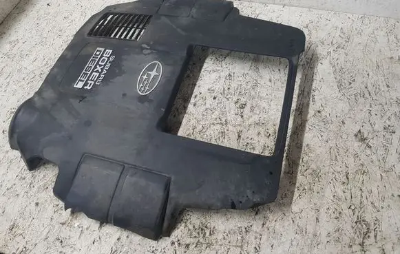 Subaru Legacy Engine cover (trim) C09010003