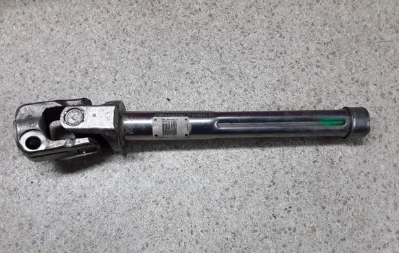 Mercedes-Benz GLE (W166 - C292) Steering column universal joint A1664600610