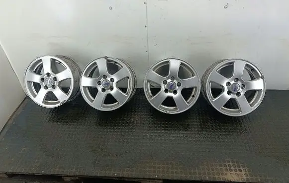 Volvo V50 R15 alloy rim 30714962