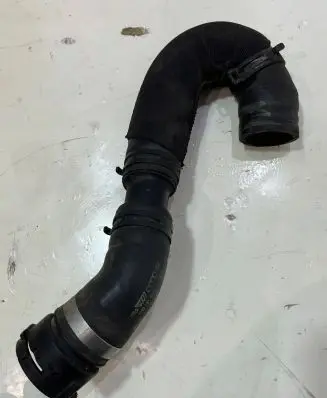 Audi A8 S8 D4 4H Engine coolant pipe/hose 4H0121055AA