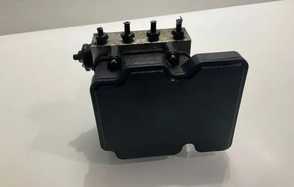 Mercedes-Benz Sprinter W906 ABS Pump A9069002001 269517 9069002001