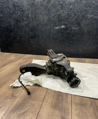 Mercedes-Benz GL X166 Front differential A1663300200 T01000053 4460060451