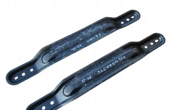 Maserati Quattroporte Radiator mount bracket 