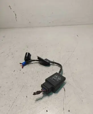 Skoda Fabia Mk2 (5J) Fuel injection pump control unit/module 1K0906093F 10210807