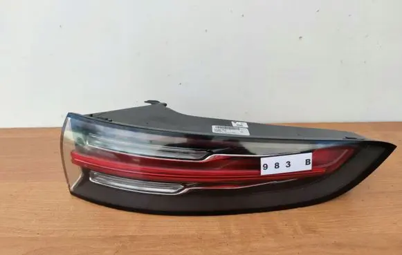 Porsche Cayenne (9Y0 9Y3) Rear/tail lights 9Y0945096D