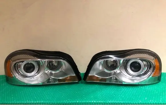 Volvo XC90 Headlights/headlamps set 31111845 31111846 89902046
