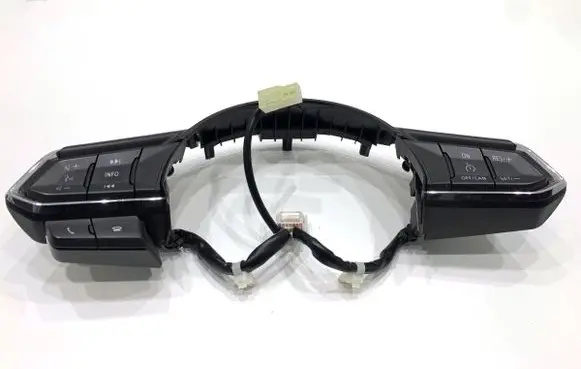 Mazda CX-9 Steering wheel buttons/switches 
