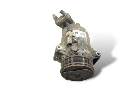 Opel Zafira B Air conditioning (A/C) compressor (pump) 13322147 Z16XER K5443