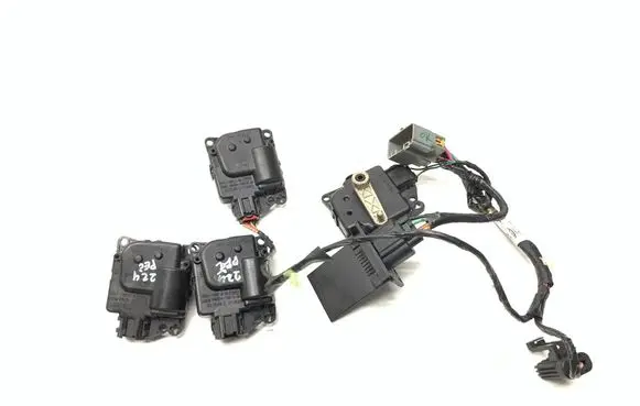 Ford Mustang V Air flap motor/actuator 6R3319E616AA