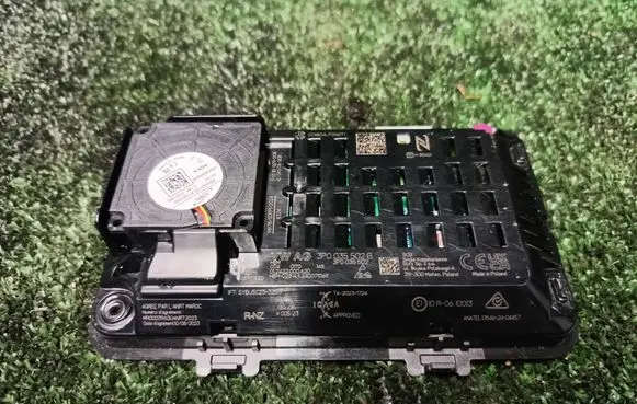 Cupra Formentor Wireless charging module 3P0035502B