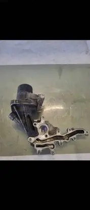 Isuzu D-Max Oil filter mounting bracket