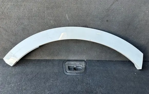 Audi Q8 Rear arch trim 4M8853026A 13062019